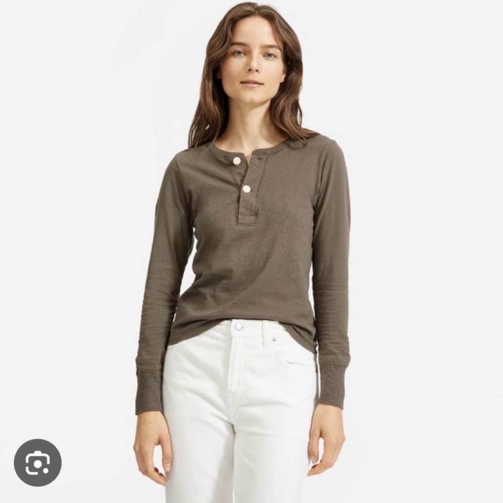 EUC Everlane ReCotton Henley szS olive  color